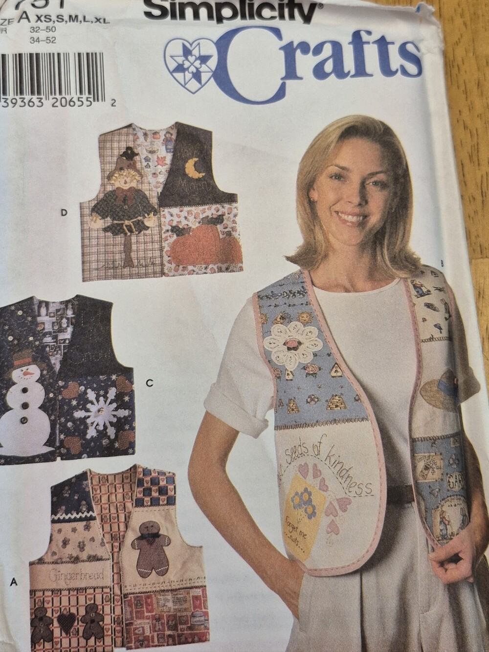 Simplicity Patchwork Appliqué Vest in Light Blue and Pink Trim